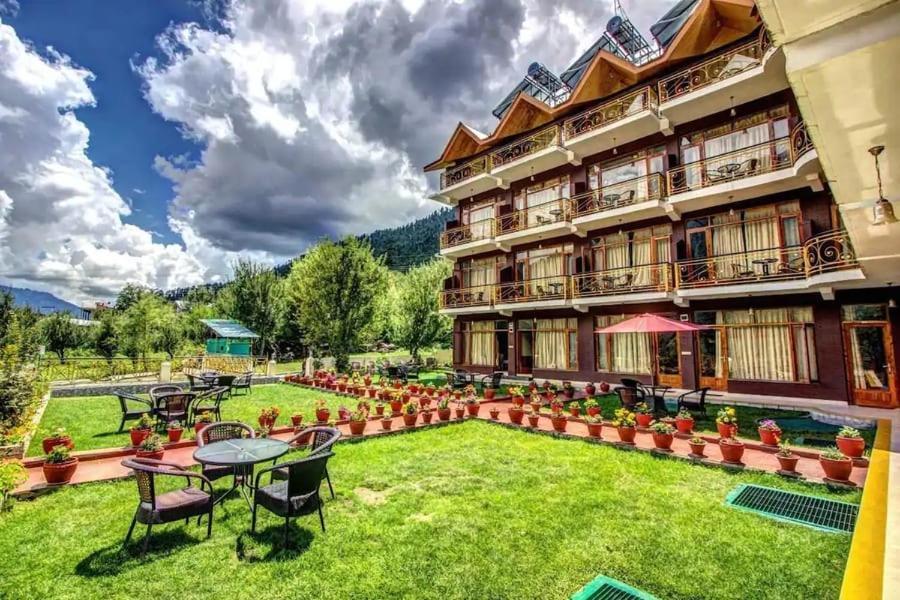 מלון מנאלי Snow Peak Retreat מראה חיצוני תמונה